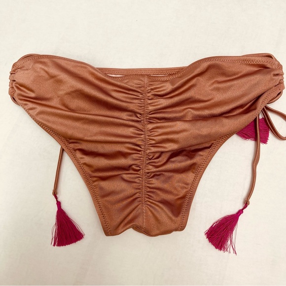 NWOT Shade & Shore Underwire Top Tassel Bottom Bathing Suit Bikini, 36C - Picture 2 of 8